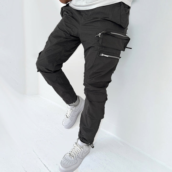 Men's cargo pants with practical multifunctional pockets and a modern slim fit Lune London
