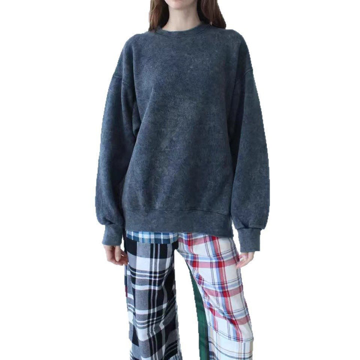 Ladies Casual and Comfortable Sweatshirt with Relaxed Fit Lune London