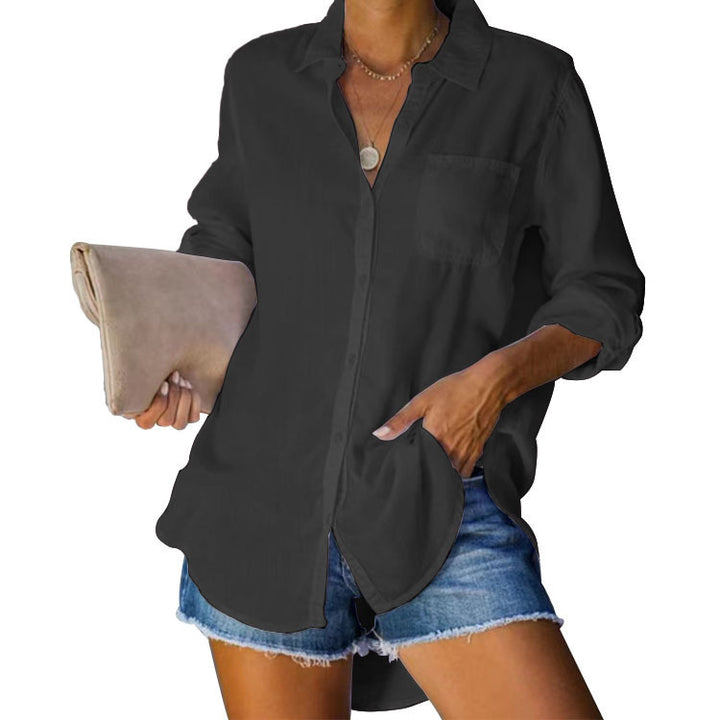 Casual blouse for women with a relaxed fit and practical chest pockets Lune London