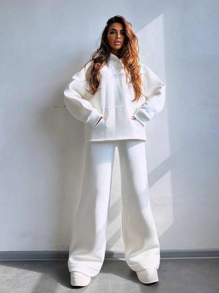 Women's casual hoodie and wide pants set Chic & Stil