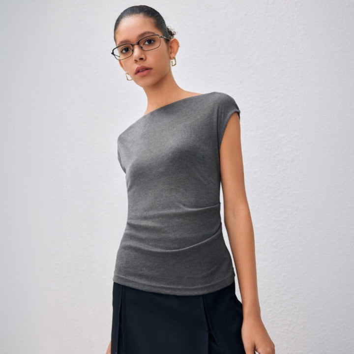 Elegant top for women with asymmetric draped design Chic & Stil