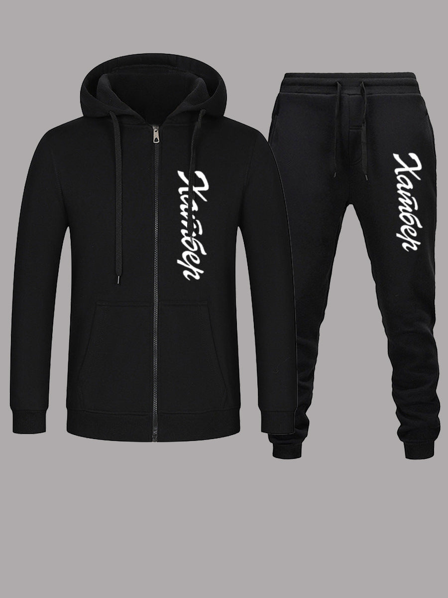 Leisure set for men with elegant details and practical pockets Lune London