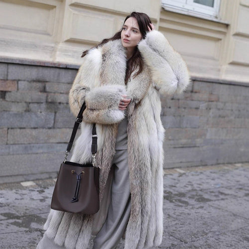 Elegant long coat for women in faux fur Lune London