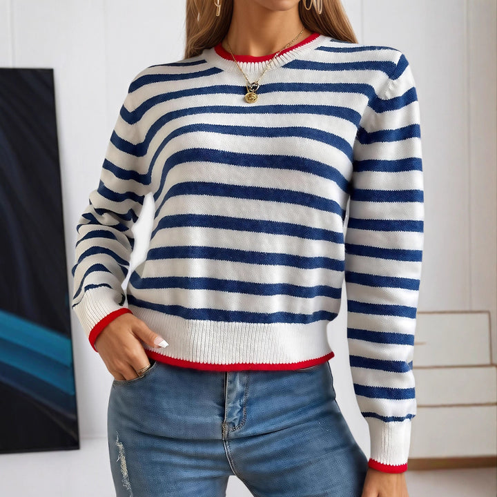 Knitted sweater for women with a trendy striped pattern and a fine texture Lune London