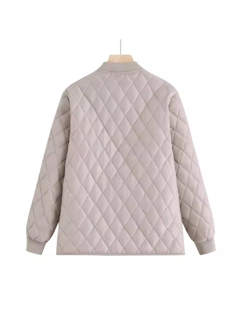 Quilted transition jacket for women with practical pockets and modern cut Lune London