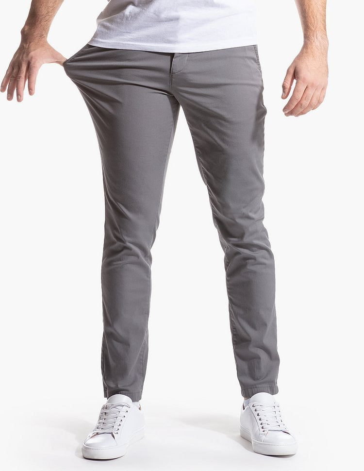 Elastic chino pants for men with trendy cut Lune London