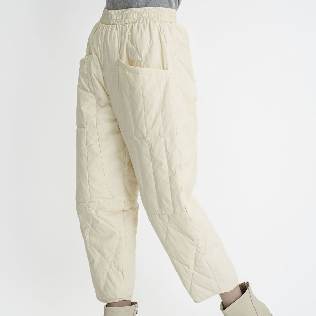 Leisure pants for women lined with elastic waistband and pockets Lune London