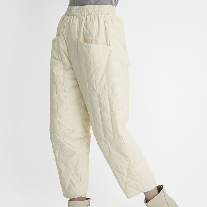 Leisure pants for women lined with elastic waistband and pockets Lune London
