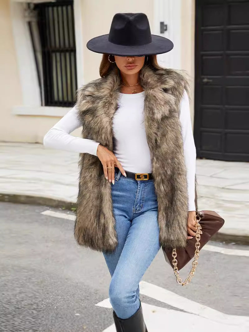 Women reversible vest with luxurious synthetic fur Lune London