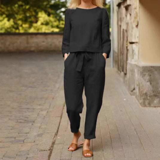 Ensemble en lin deux pièces pour femmes avec haut à la mode et pantalons confortables Chic & Stil