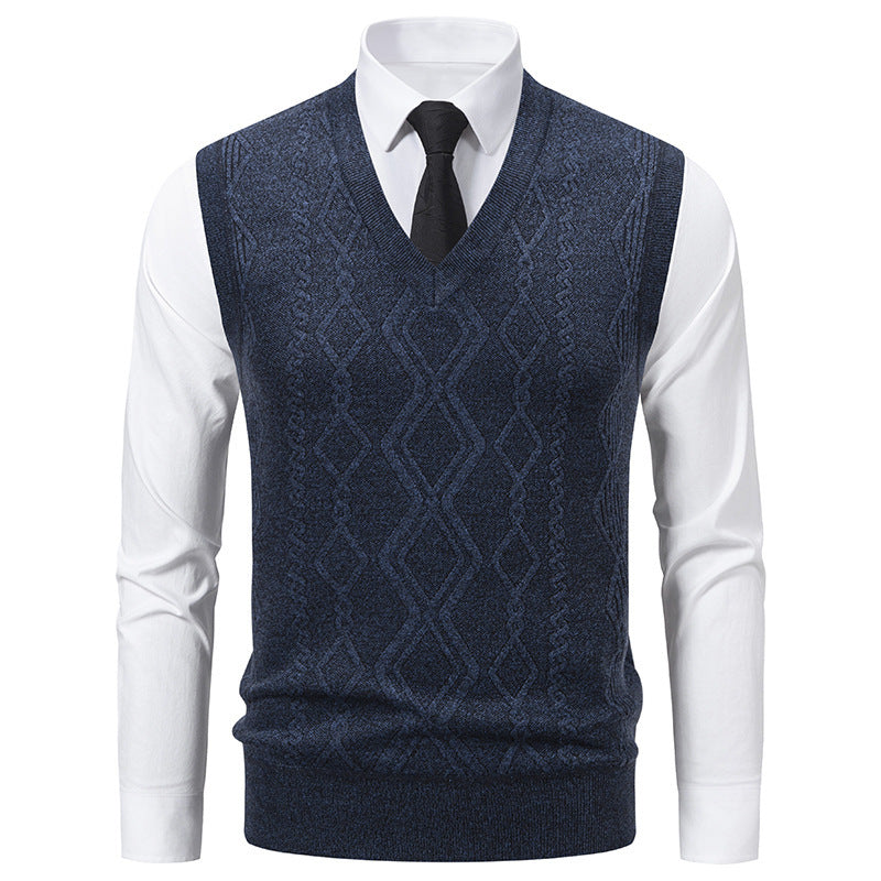 Men's Knit Sweater with V-Neck and Textured Cable Pattern Lune London