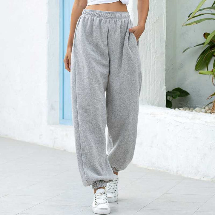 Women's leisure pants with a wide cut and elastic waistband Chic & Stil