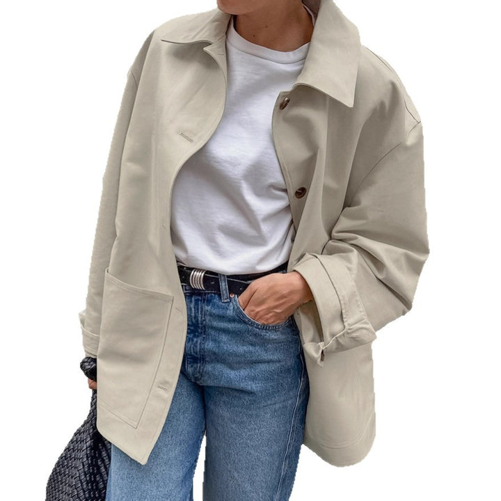 Casual utility jacket for women with large collar and practical pockets Lune London