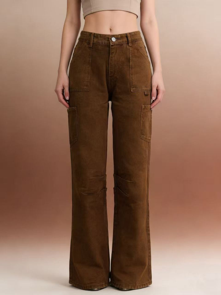 Ladies cargo pants in a casual, loose fit with practical side pockets Lune London