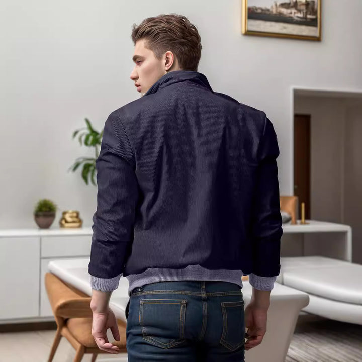 Modern quilted jacket for men with practical pockets and high collar Lune London