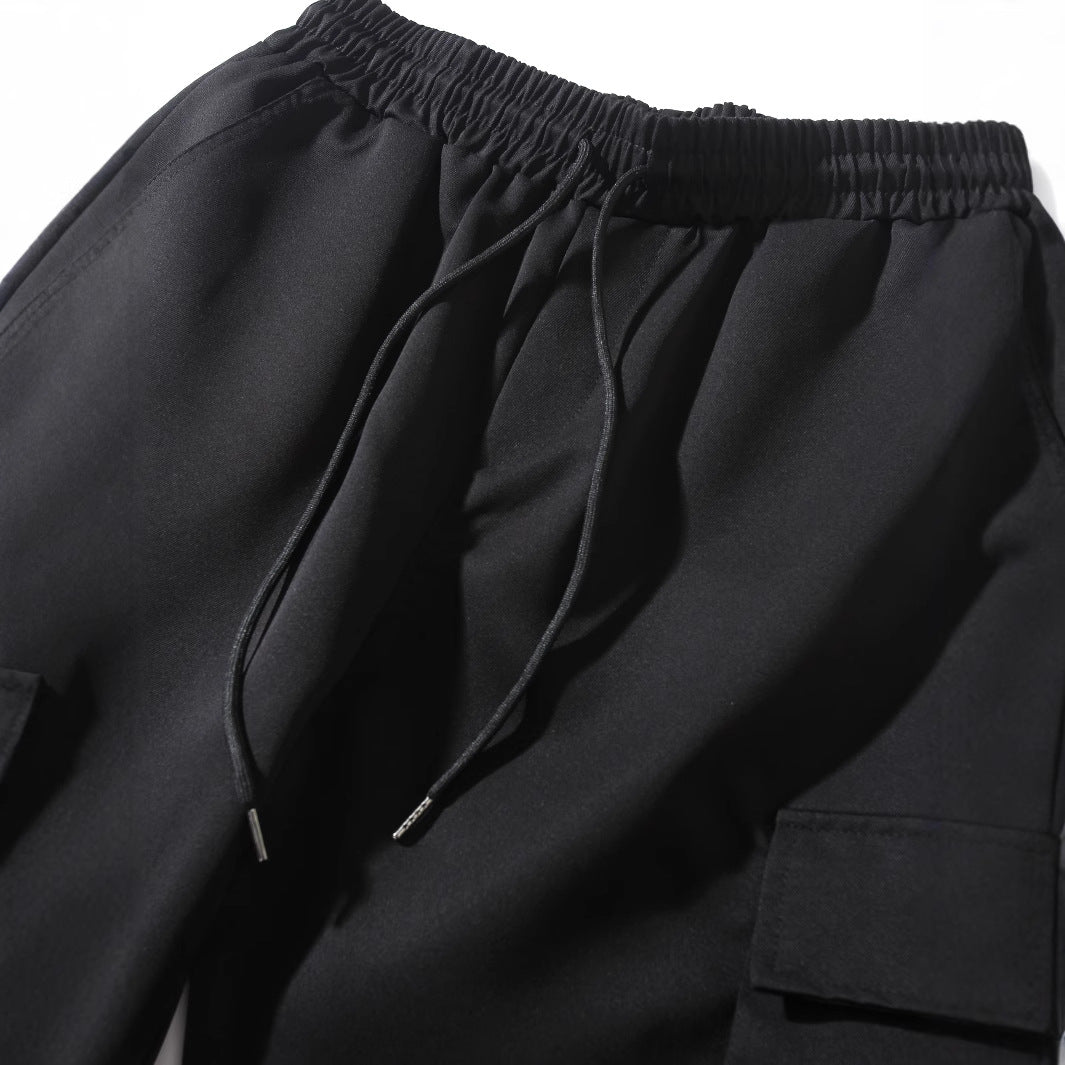 Men's cargo pants with elastic waistband and practical side pockets Lune London