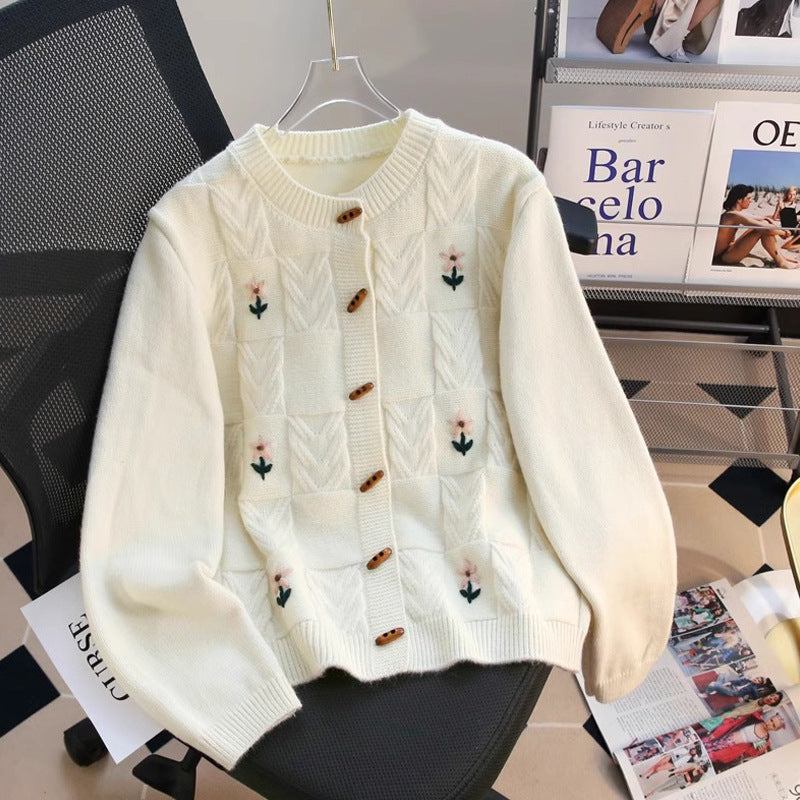 Knit jacket for women with floral cable pattern and wooden buttons Lune London