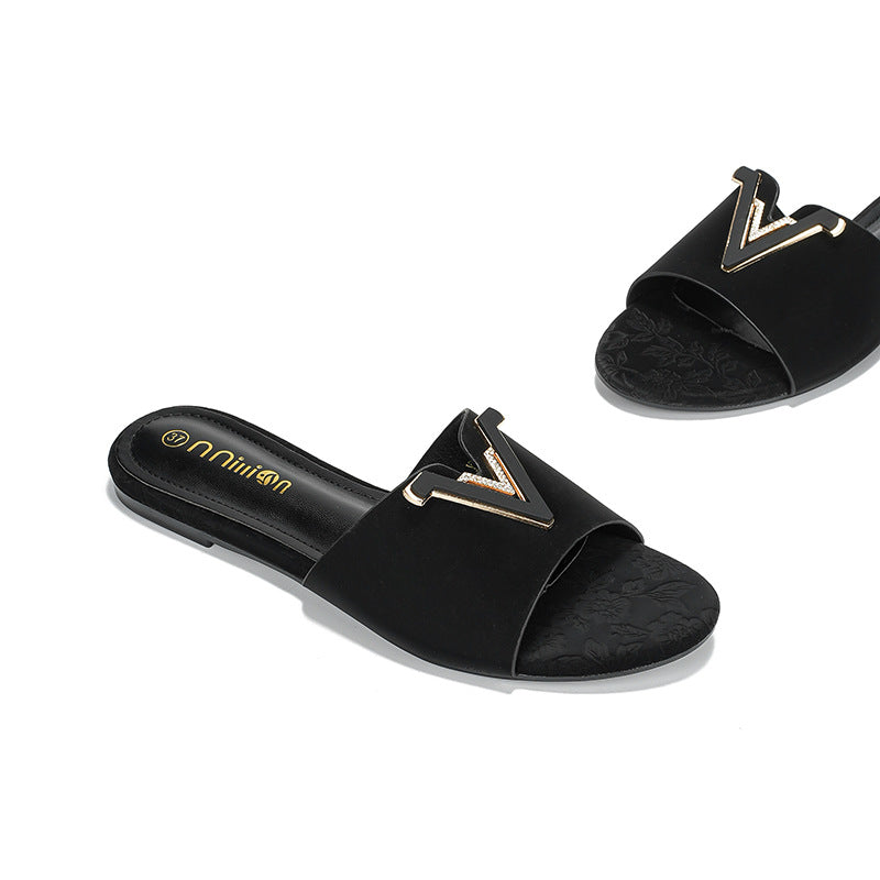 Women Elegant and Comfortable Slides with Jewelry Detail Lune London