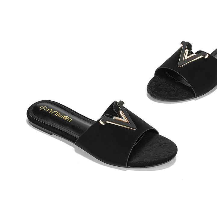 Women Elegant and Comfortable Slides with Jewelry Detail Lune London