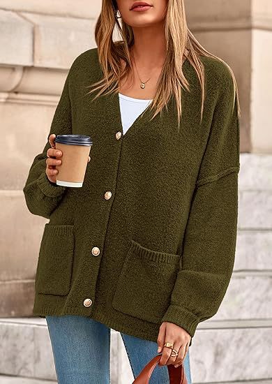 Ladies oversized cardigan with buttons and large pockets Lune London