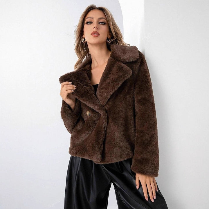Ladies trendy and soft teddy jacket Lune London