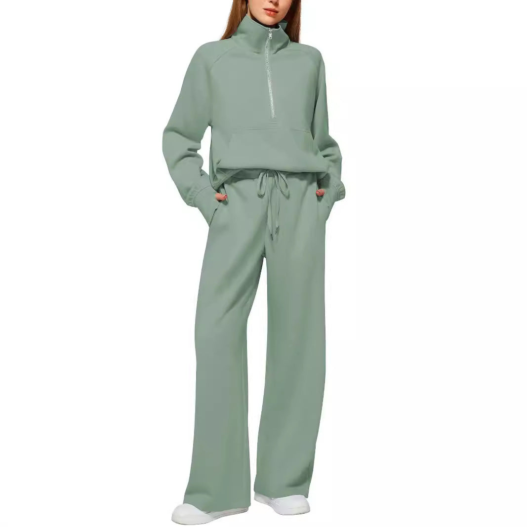 Ladies sports set with high top and wide pants Lune London