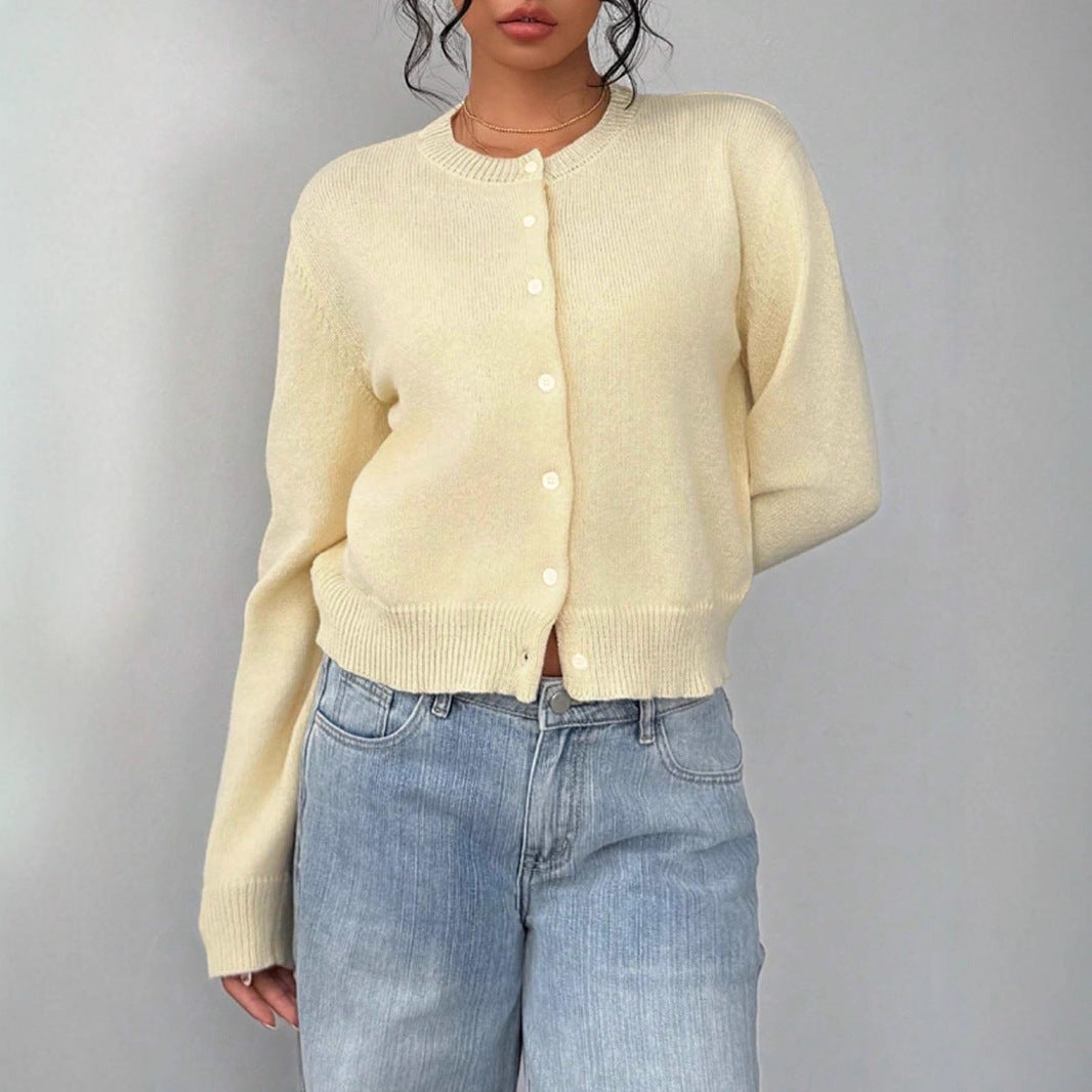 Cardigan pour femmes en coton doux avec détails en boutons Chic & Stil