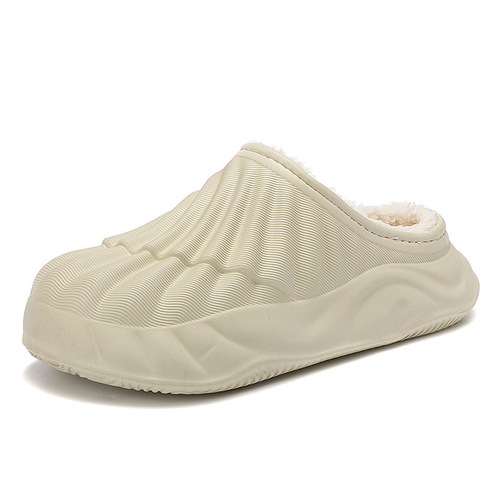 Ladies comfortable slippers with soft lining and non-slip sole Lune London