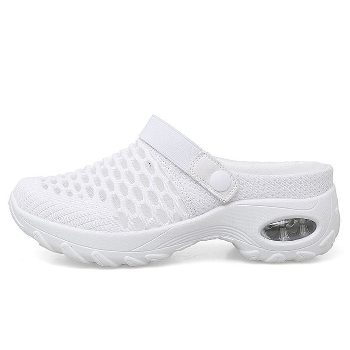 Sport sandals for women with breathable mesh upper and slip-resistant sole Lune London