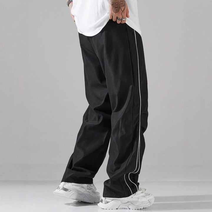Sport leisure pants for men with elastic waistband and stylish contrast bands Lune London