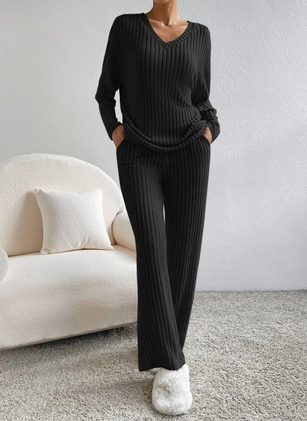 Combinaison en tricot confortable pour femmes au design moderne en rib Chic & Stil