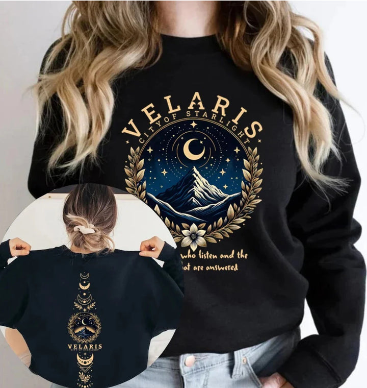 Women's sweatshirt with artistic night sky motif Chic & Stil