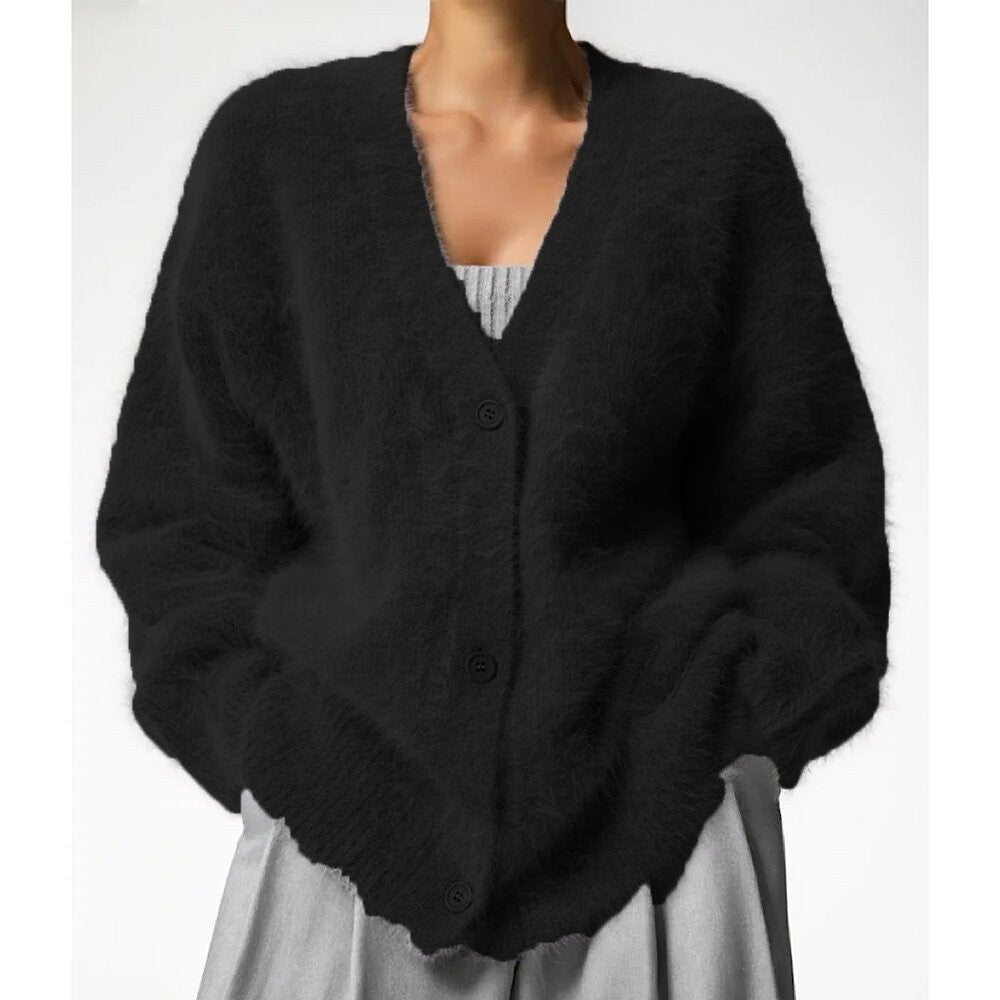 Cardigan pour femmes confortable avec col en V et manches douces Chic & Stil