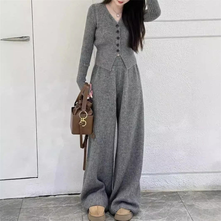 Combinaison tricotée pour femmes avec détails en boutons et coupe décontractée Chic & Stil