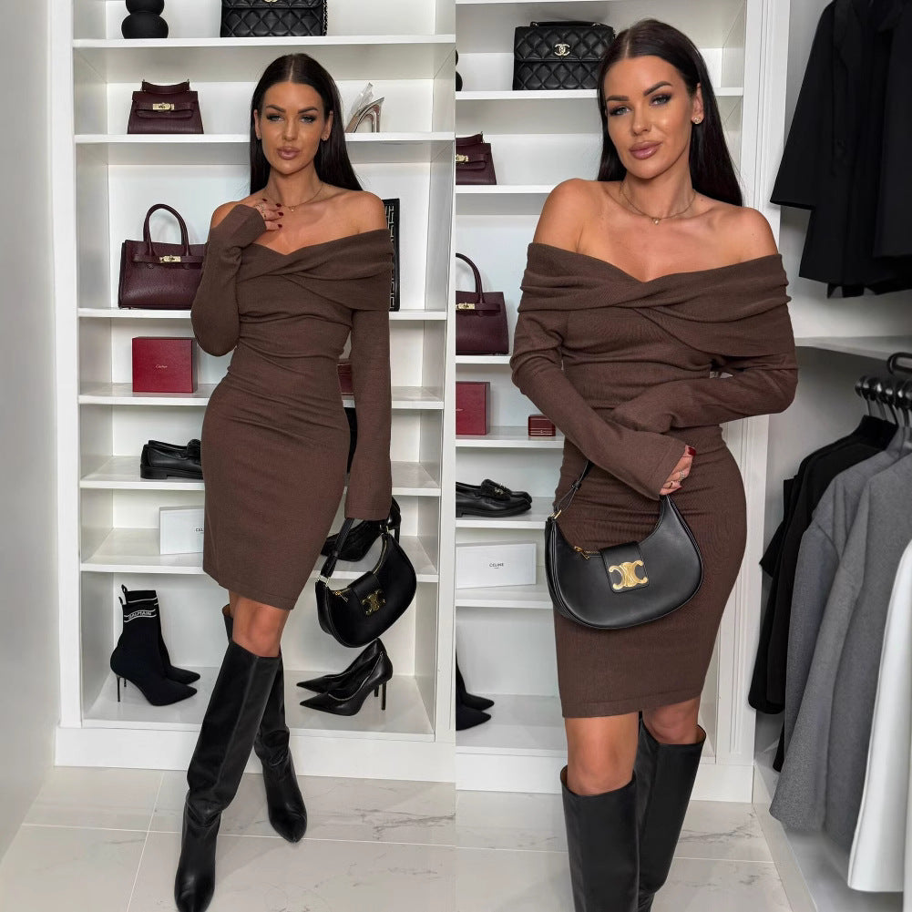 Fitted cocktail dress for women with off-shoulder neckline Lune London