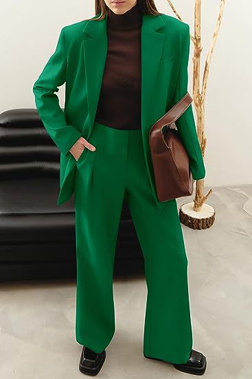 Chic and Stylish Elegant Set for Women with Wide Trousers and Modern Blazer