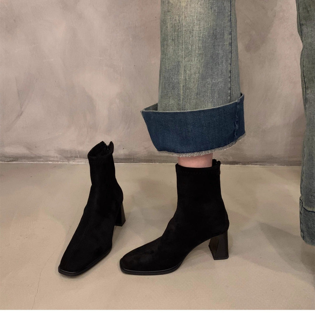 Femme Stylish Suede Ankle Boots with Block Heels Chic Und Stil
