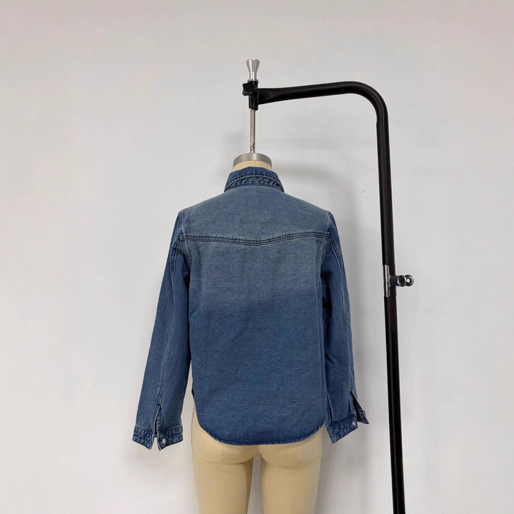 Women's casual denim blouse with patch pockets and slightly fitted cut Lune London