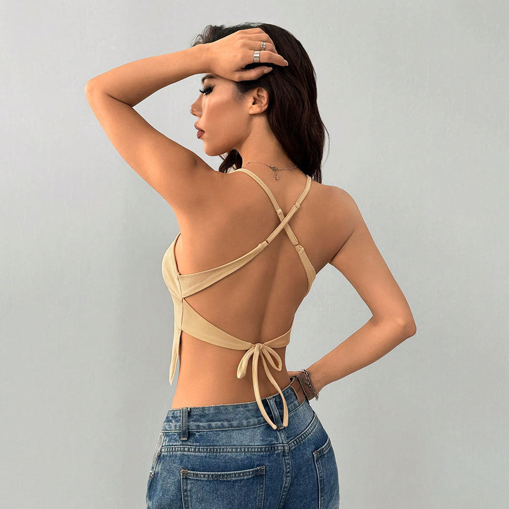 Top ajusté pour femmes à bretelles spaghetti avec décolleté en V Chic & Stil