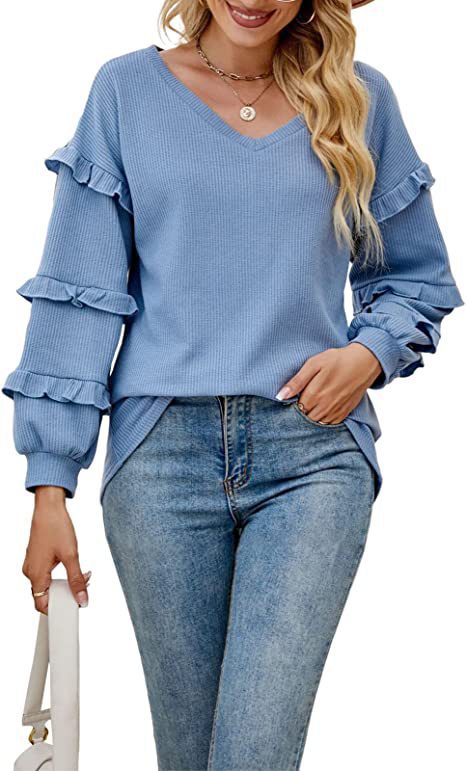 Women's ruffled sweater with V-neck Lune London
