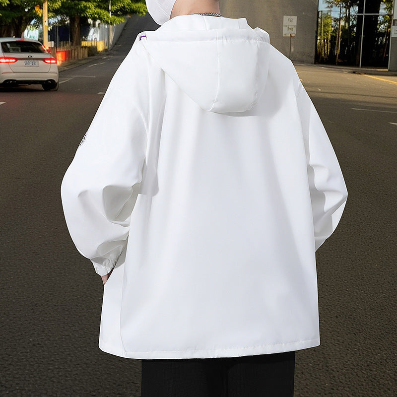 Unisex leisure jacket with waterproof properties and practical pockets Lune London