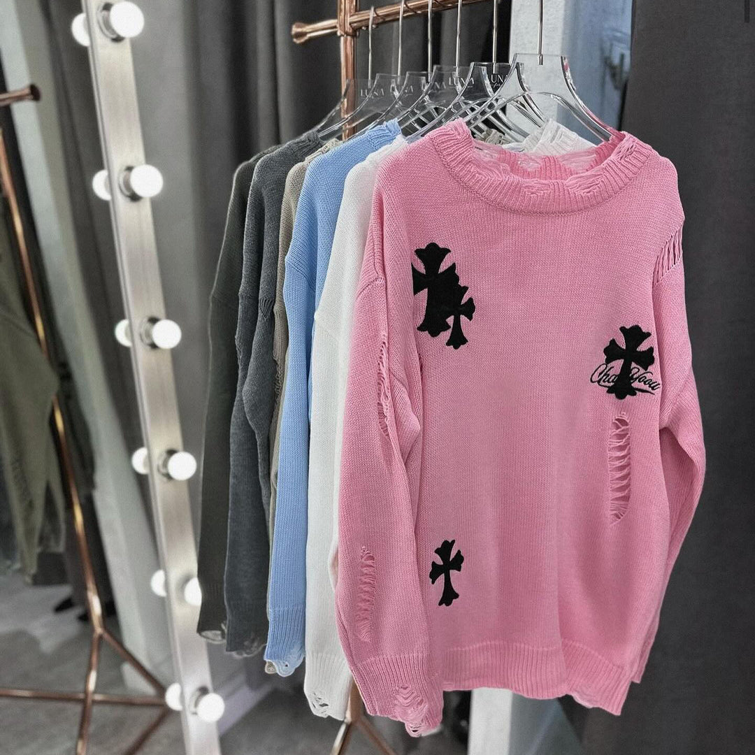 Casual sweater for women with a creative cut and frayed details Lune London