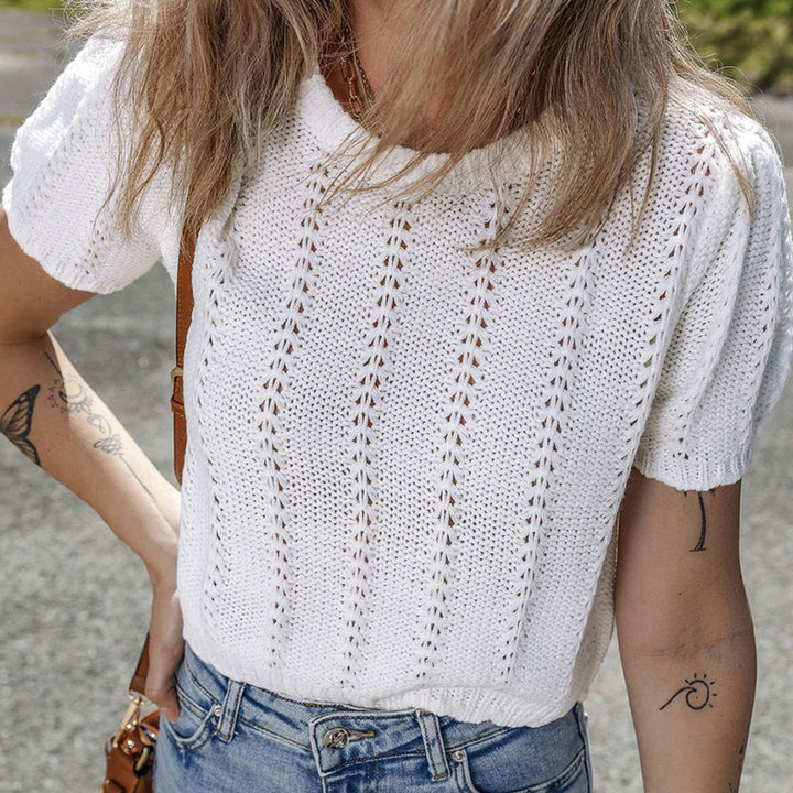 Top en tricot pour femmes avec une structure en dentelle aérée et des manches courtes Chic & Stil