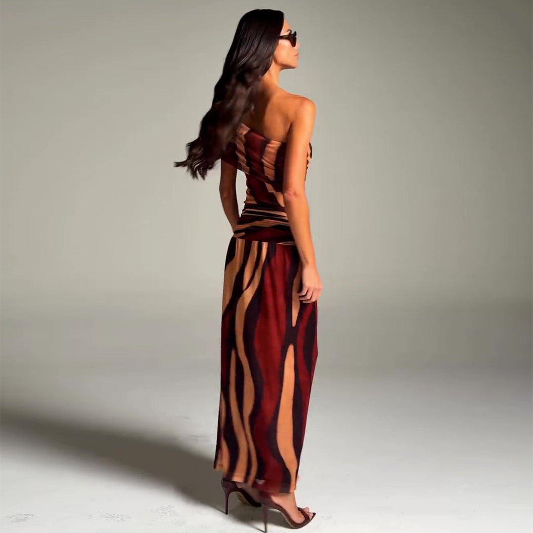 Women's maxi dress with asymmetric cut and exciting graphic design