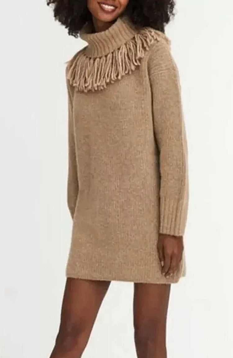 Lune London | Women's knitted dress with high turtleneck and fashionable fringes