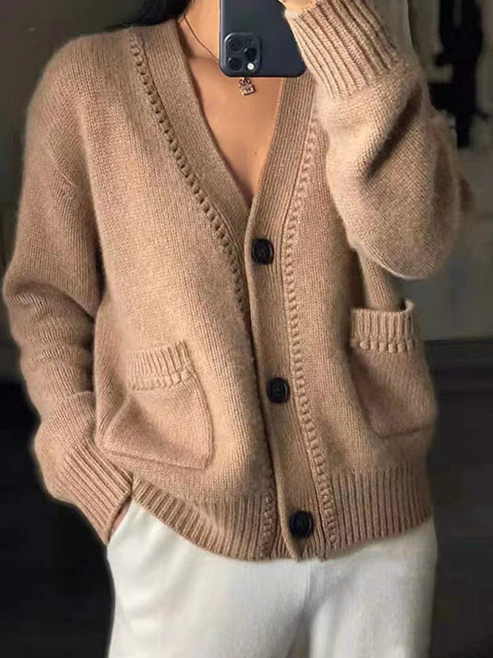 Ladies cardigan with deep V-neck and pockets Lune London