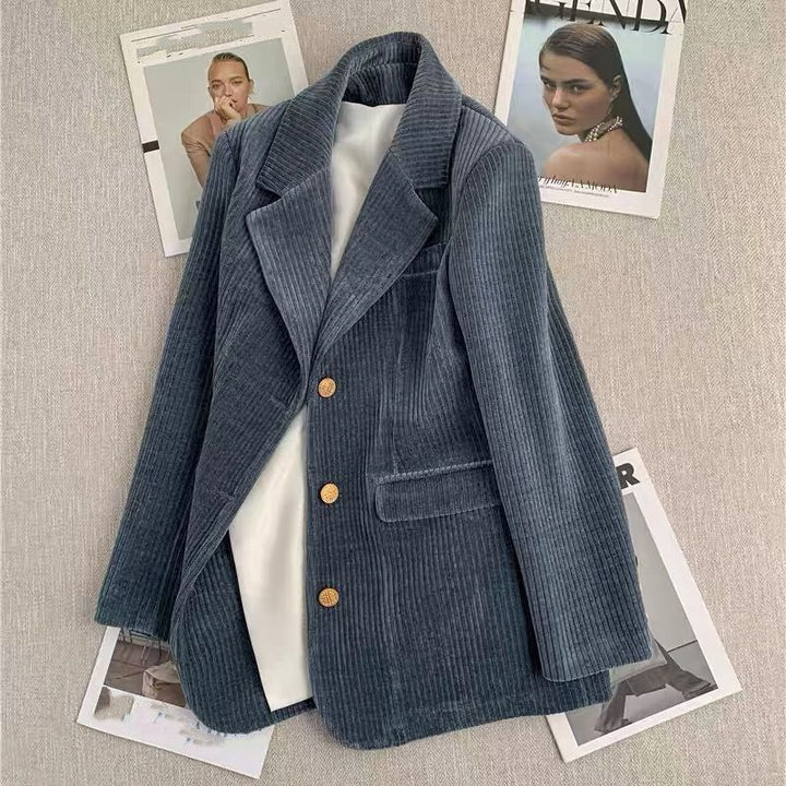Blazer cord pour femmes avec une coupe élégante et des détails de boutons de haute qualité Chic & Stil
