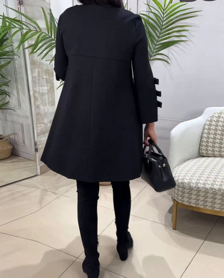 Robe élégante pour femmes avec des détails de volants décoratifs Chic & Stil