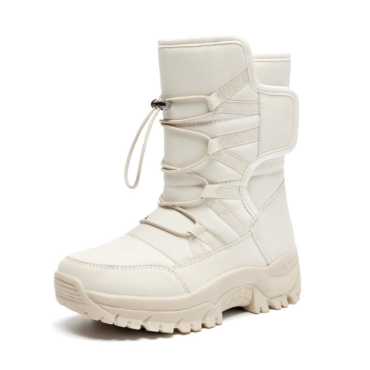 Women's winter trekking boots with insulating sole Lune London