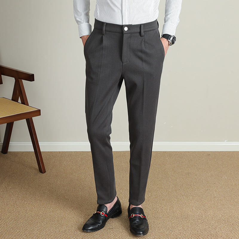 Modern business pants for men with an elegant striped pattern Lune London